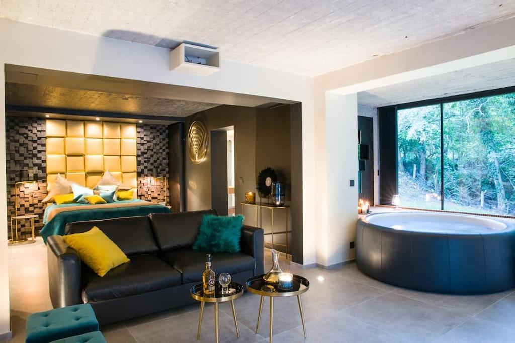 Buenas Noches Villa Standing Piscine & Wellness Boncelles Ngoại thất bức ảnh
